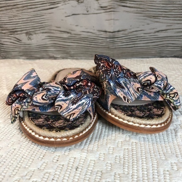 Caslon Darcie Morrocan Bow Fabric Slide Sandal 6.5 - Picture 5 of 13